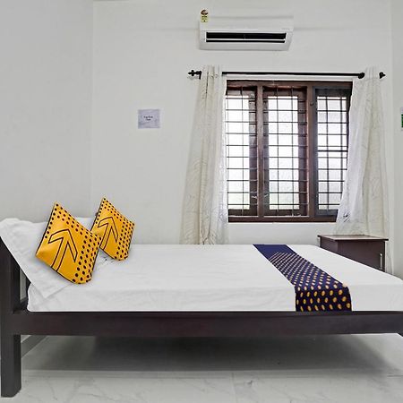 Spot On Blissful Villa Kochi 외부 사진