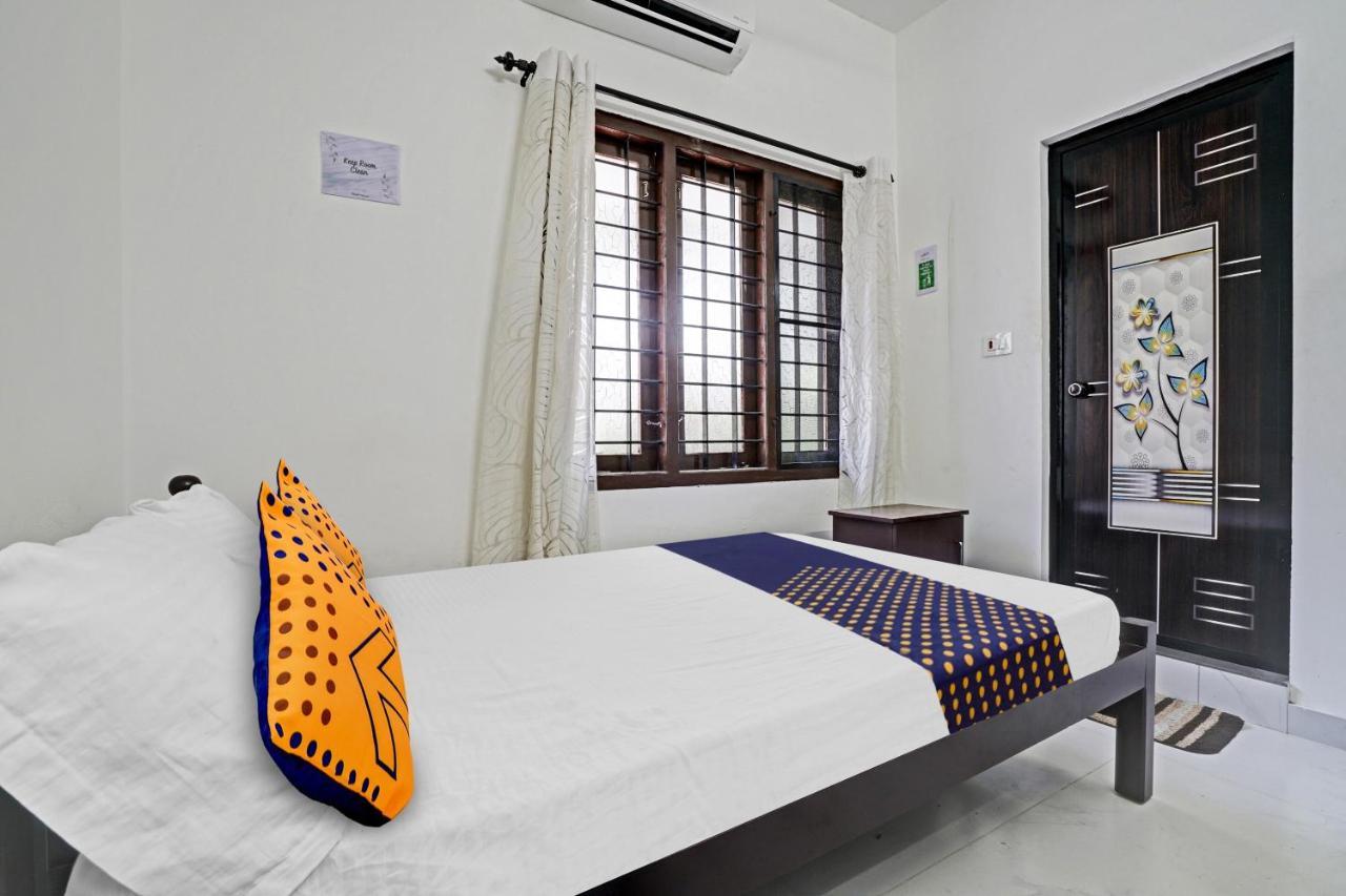 Spot On Blissful Villa Kochi 외부 사진